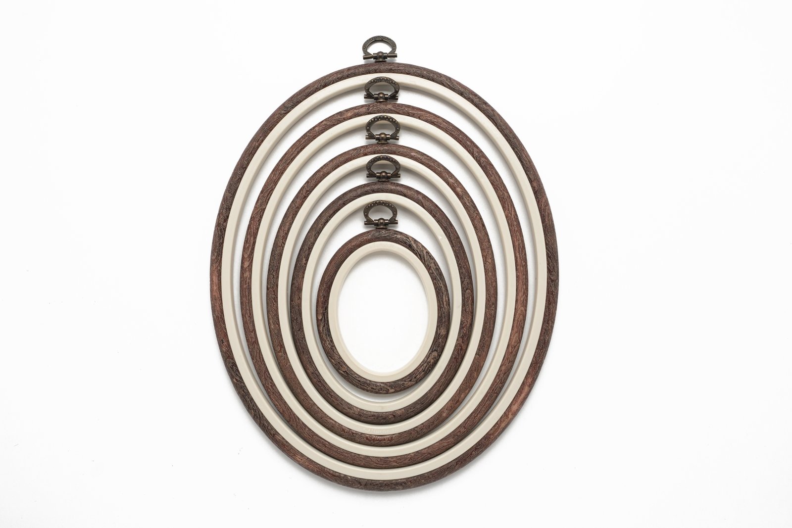 15KADLASOVAxx[ELLIPTIC FRAME WOOD](PLASTIC)